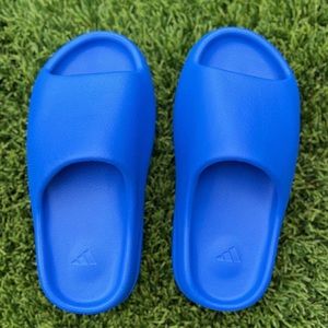 Authentic Yeezy Azure Slides